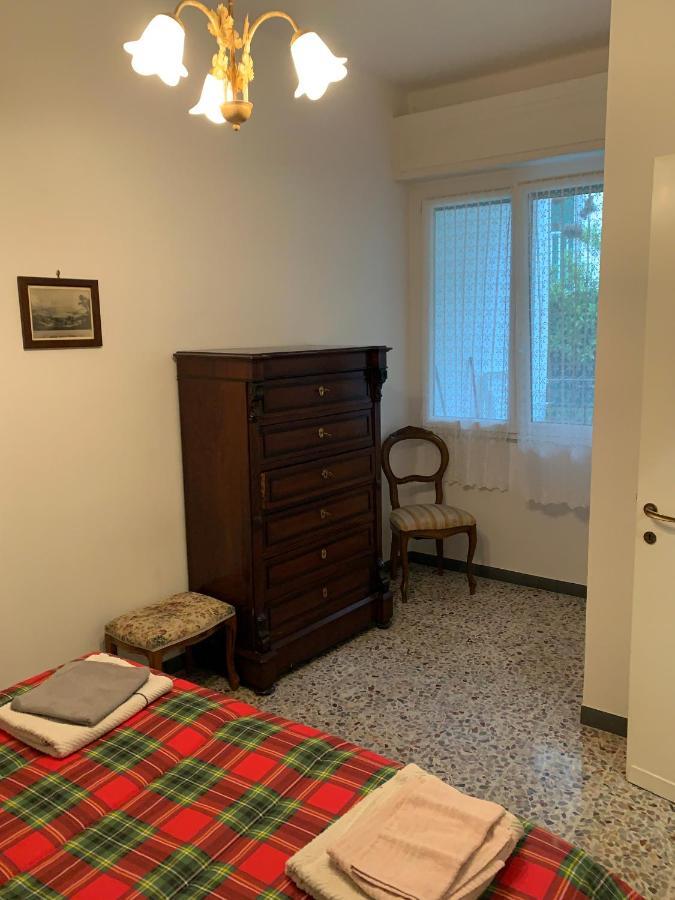 Casa Bianca 4 - Confortevole In Centro A Монелья Экстерьер фото